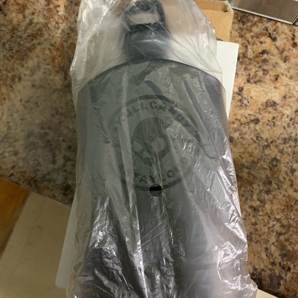Bnib skull candy flask - Picture 2 of 2